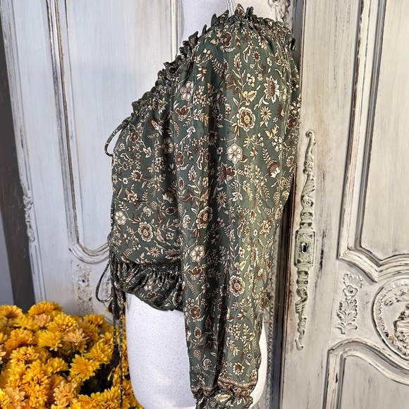 Karma Highway Bohemian Style Floral Green Women's Top - Picture 7 of 13